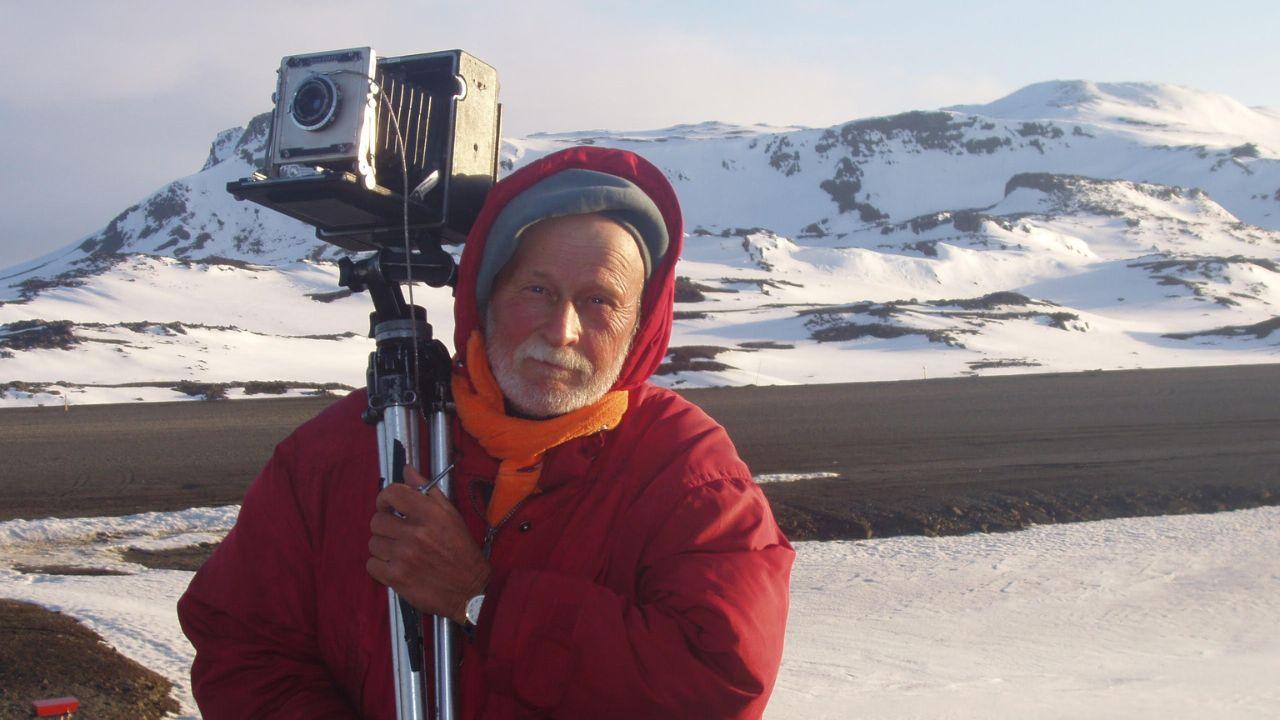 Eero Sorila with camera in Antarctica