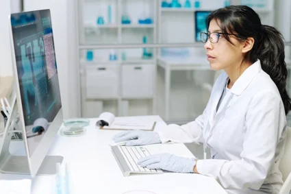 Dr. Tyker’s research is looking at where and how abnormal blood vessels form and most importantly, test whether the presence of abnormal blood vessels seen on routine imaging at the time of diagnosis can predict interstitial lung disease (ILD) progression over time.
